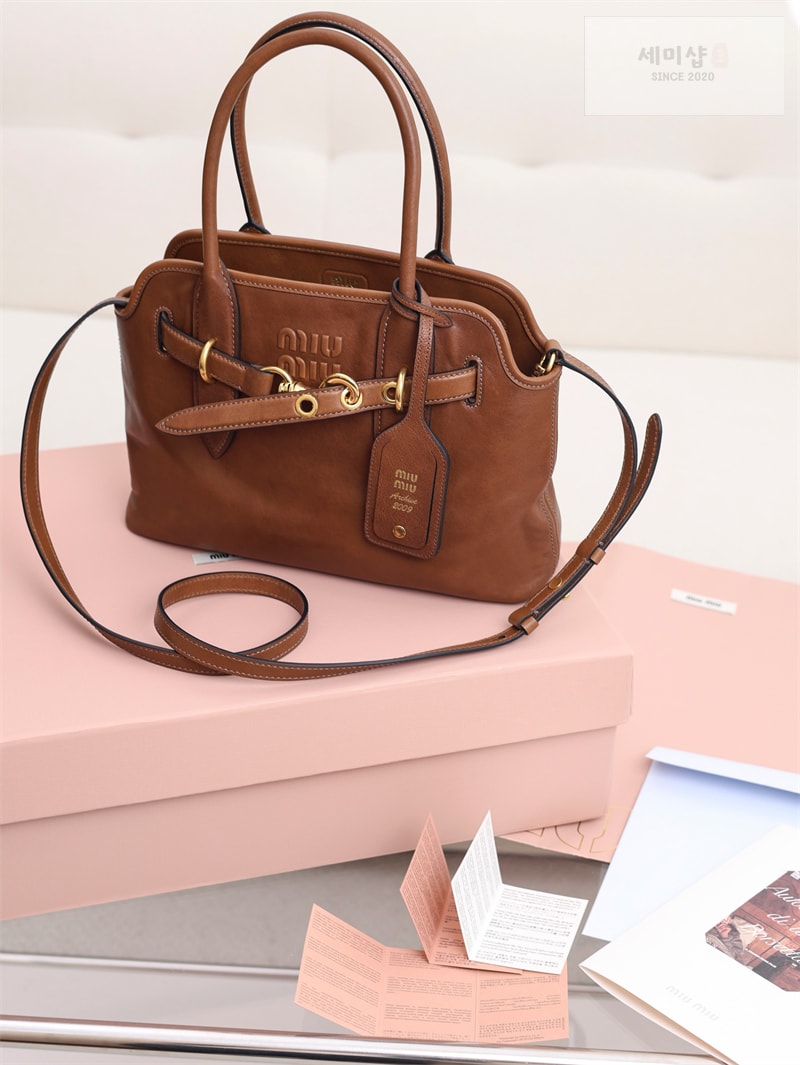 미우미우 미우미우 아방뛰르 나파 가죽 백 5BA292 Bag 3번 이미지