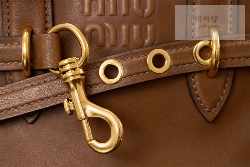 Miu Miu 미우미우 아방뛰르 나파 레더 탑 핸들 백 5BB169 꼬냑 Bag 23번 이미지