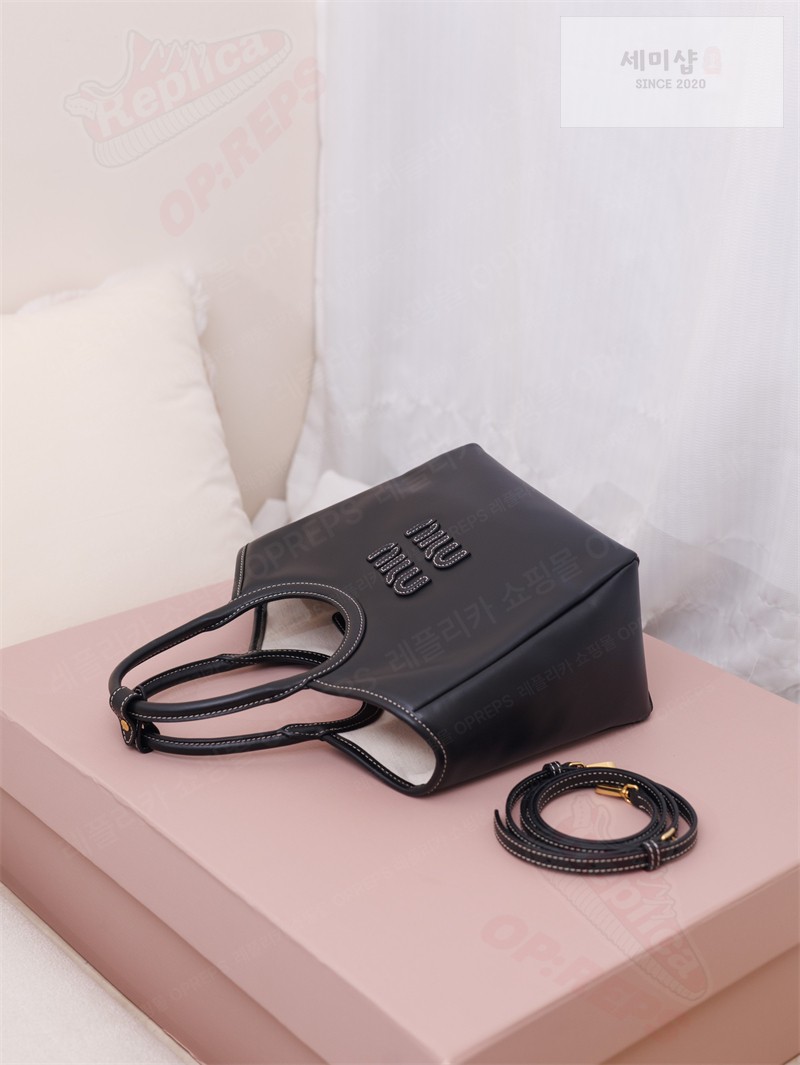 Miu Miu 미우미우 아이비 레더 백 5BA284 블랙 Bag 6번 이미지