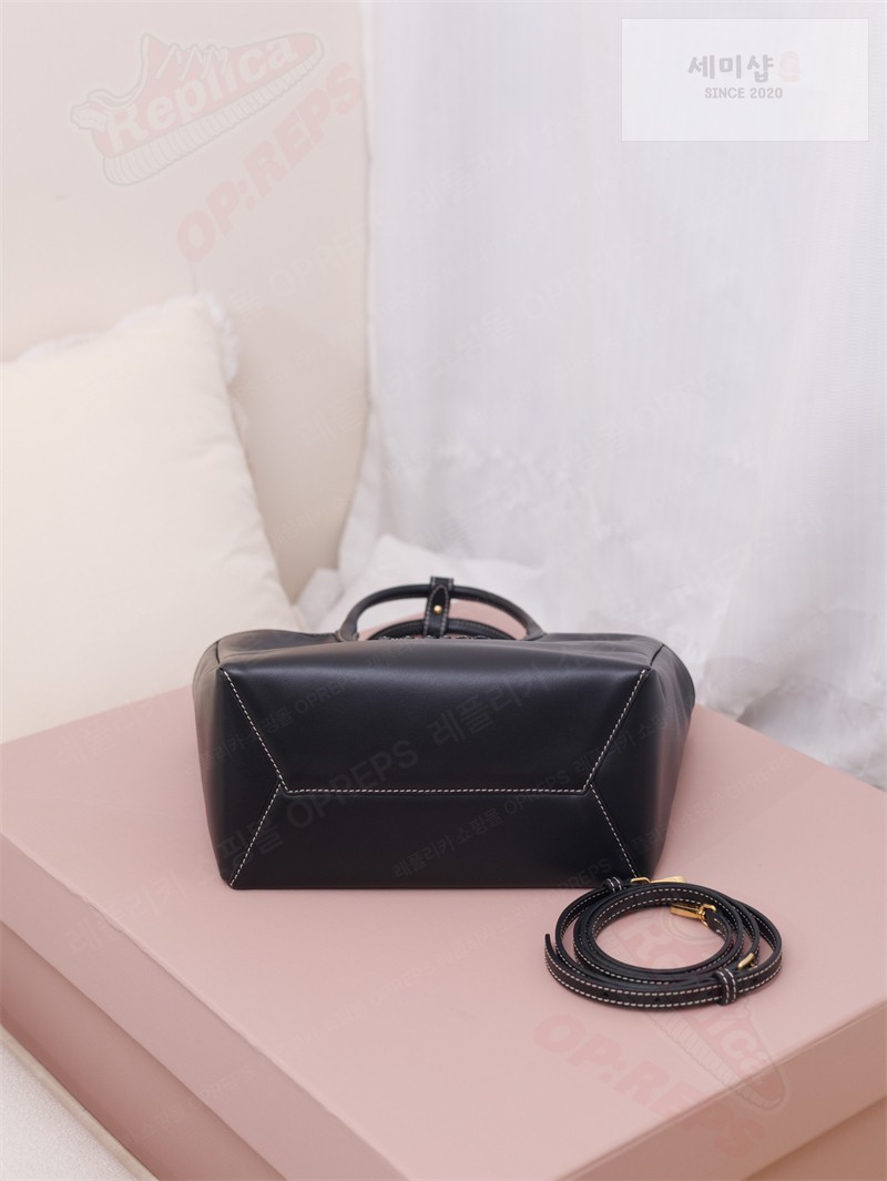 Miu Miu 미우미우 아이비 레더 백 5BA284 블랙 Bag 7번 이미지