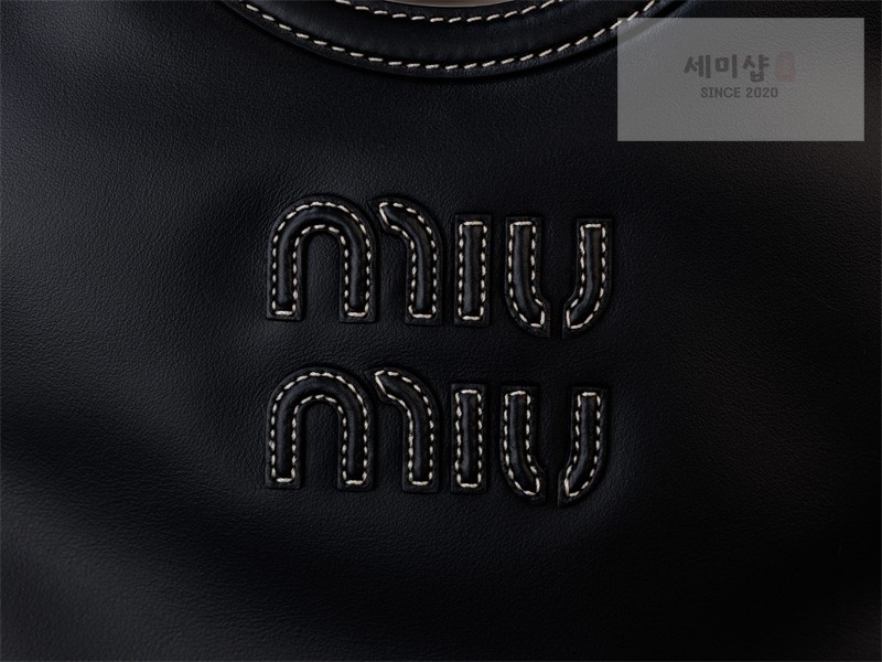 Miu Miu 미우미우 아이비 레더 백 5BA284 블랙 Bag 13번 이미지
