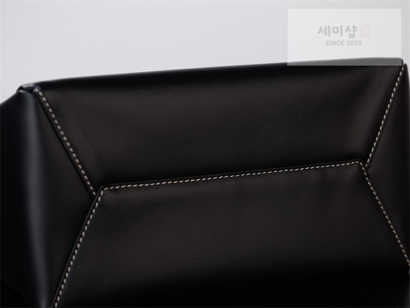 Miu Miu 미우미우 아이비 레더 백 5BA284 블랙 Bag 16번 이미지