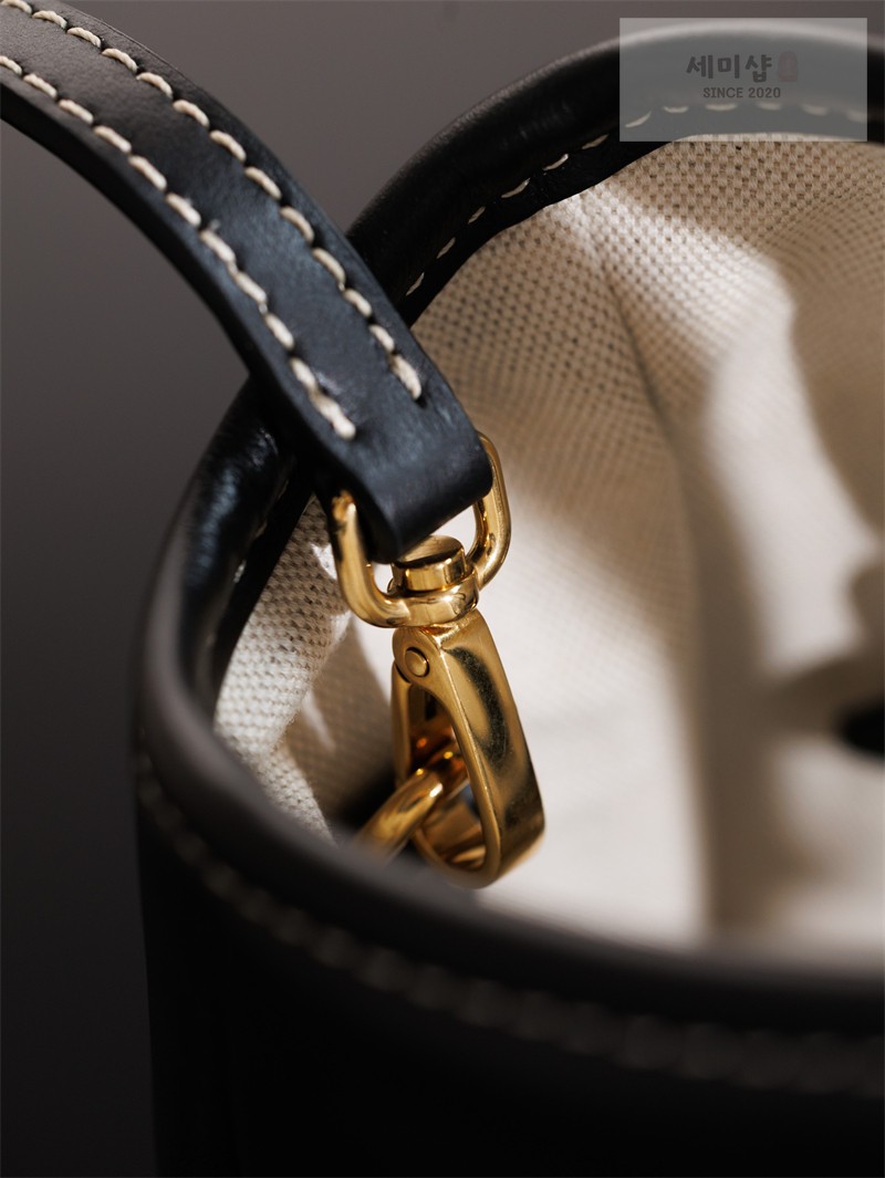 Miu Miu 미우미우 아이비 레더 백 5BA284 블랙 Bag 20번 이미지