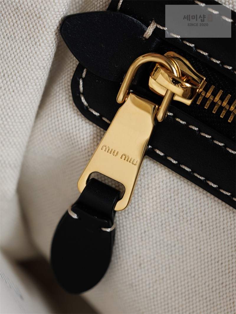 Miu Miu 미우미우 아이비 레더 백 5BA284 블랙 Bag 23번 이미지