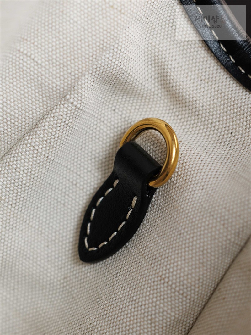 Miu Miu 미우미우 아이비 레더 백 5BA284 블랙 Bag 25번 이미지