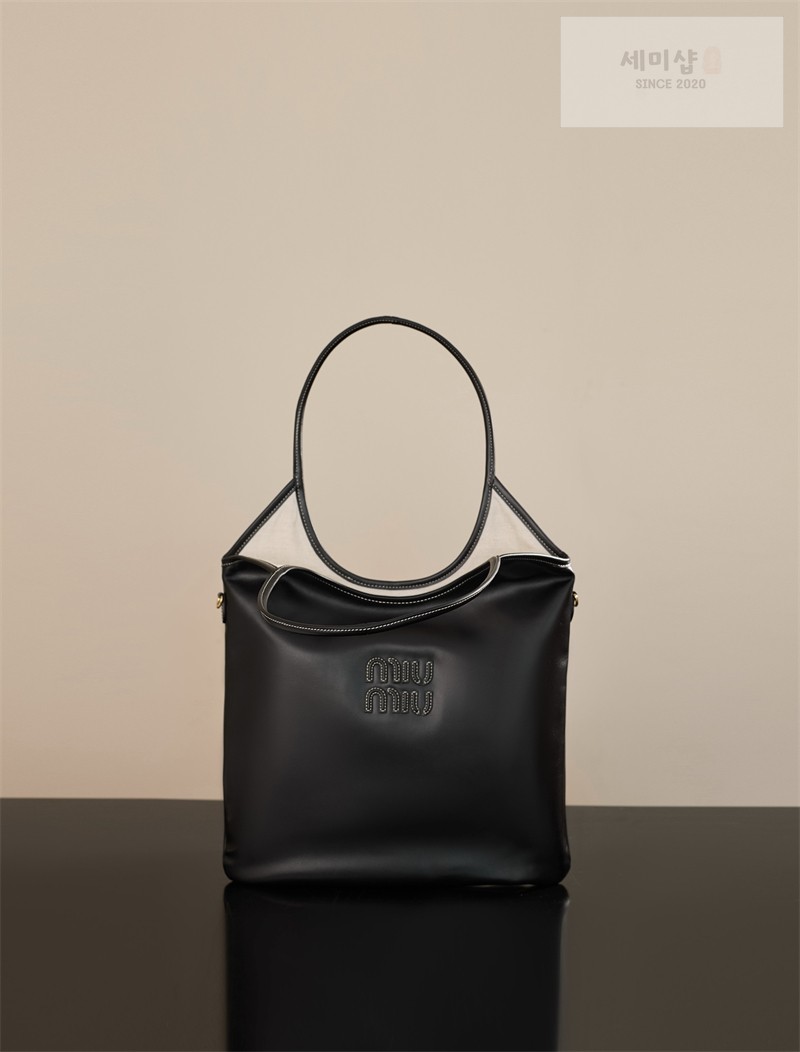 Miu Miu 미우미우 아이비 레더 백 5BQ231 블랙 Bag 8번 이미지