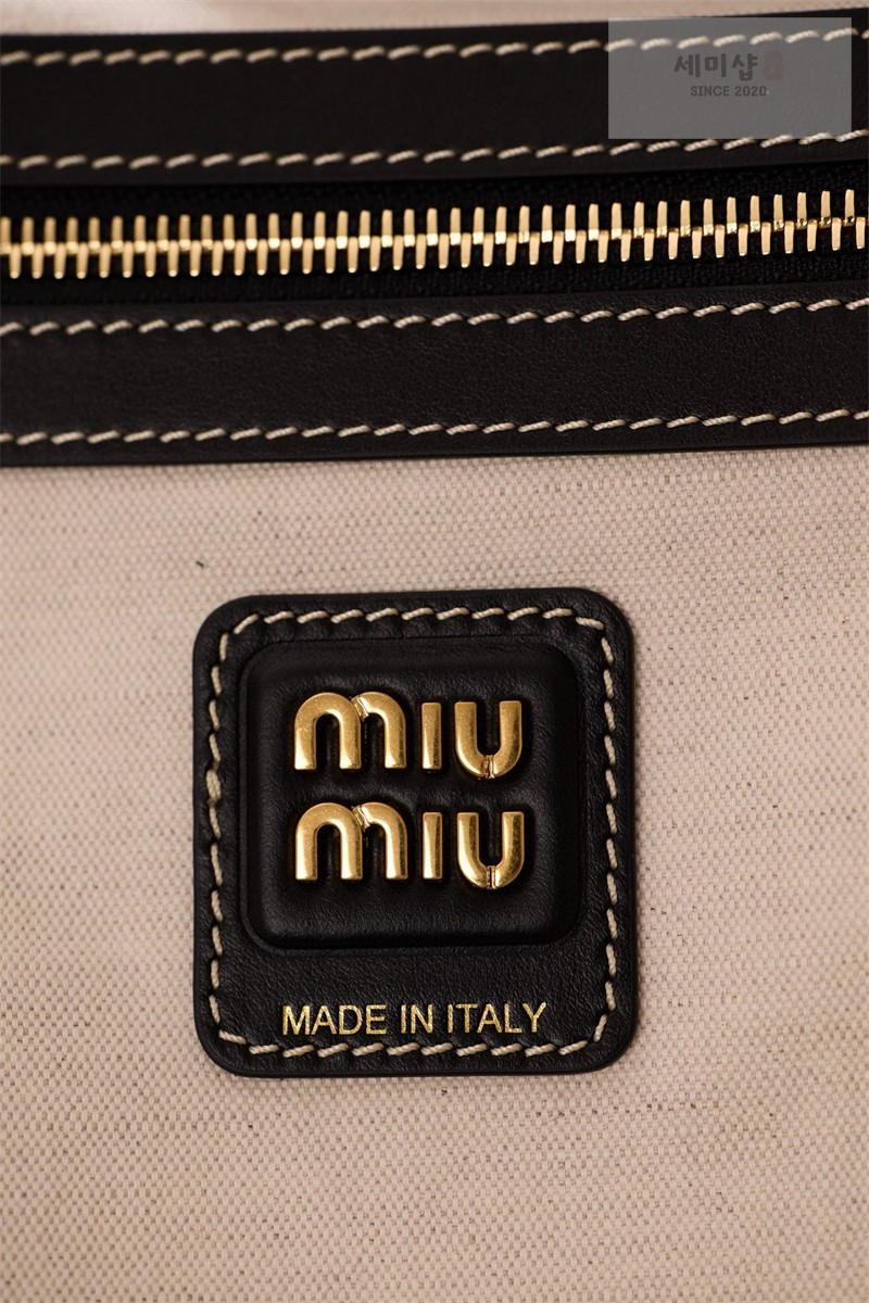 Miu Miu 미우미우 아이비 레더 백 5BQ231 블랙 Bag 23번 이미지