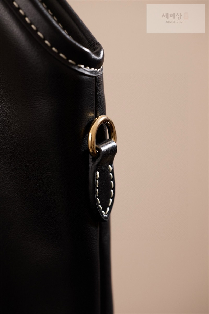 Miu Miu 미우미우 아이비 레더 백 5BQ231 블랙 Bag 24번 이미지