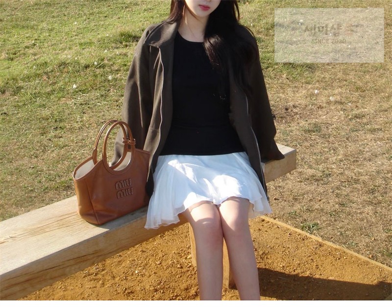 Miu Miu 미우미우 아이비 레더 백 5BA284 꼬냑 Bag 19번 이미지