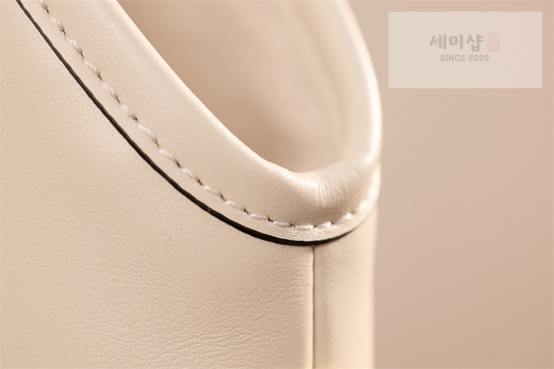 Miu Miu 미우미우 아이비 레더 백 5BQ231 화이트 Bag 18번 이미지