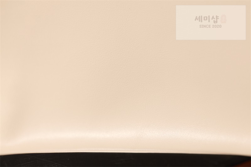 Miu Miu 미우미우 아이비 레더 백 5BQ231 화이트 Bag 24번 이미지
