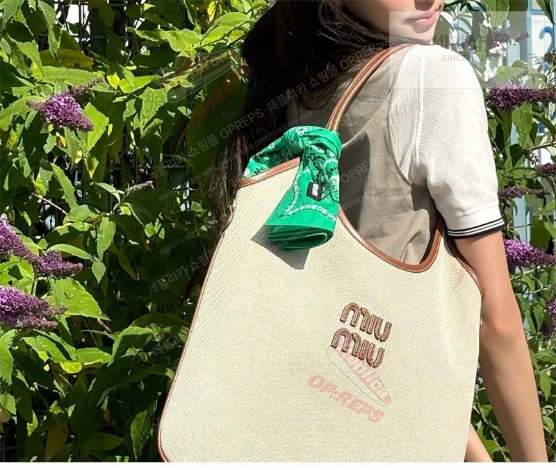 Miu Miu 미우미우 아이비 캔버스 백 5BG231 캔버스 Bag 3번 이미지