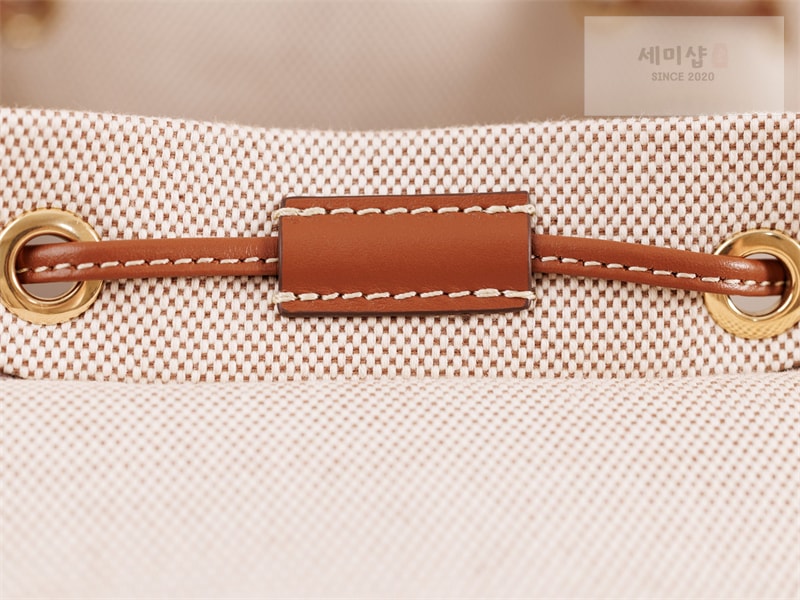 미우미우 미우미우 캔버스 가죽 백팩 라지 5BZ042 레플리카 18번 이미지 - Bag | 세미샵 레플리카 사이트