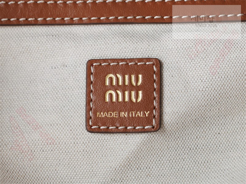 Miu Miu 미우미우 캔버스 가죽 백팩 5BZ042 콘 플라워 / 블루 브랜디 Bag 23번 이미지