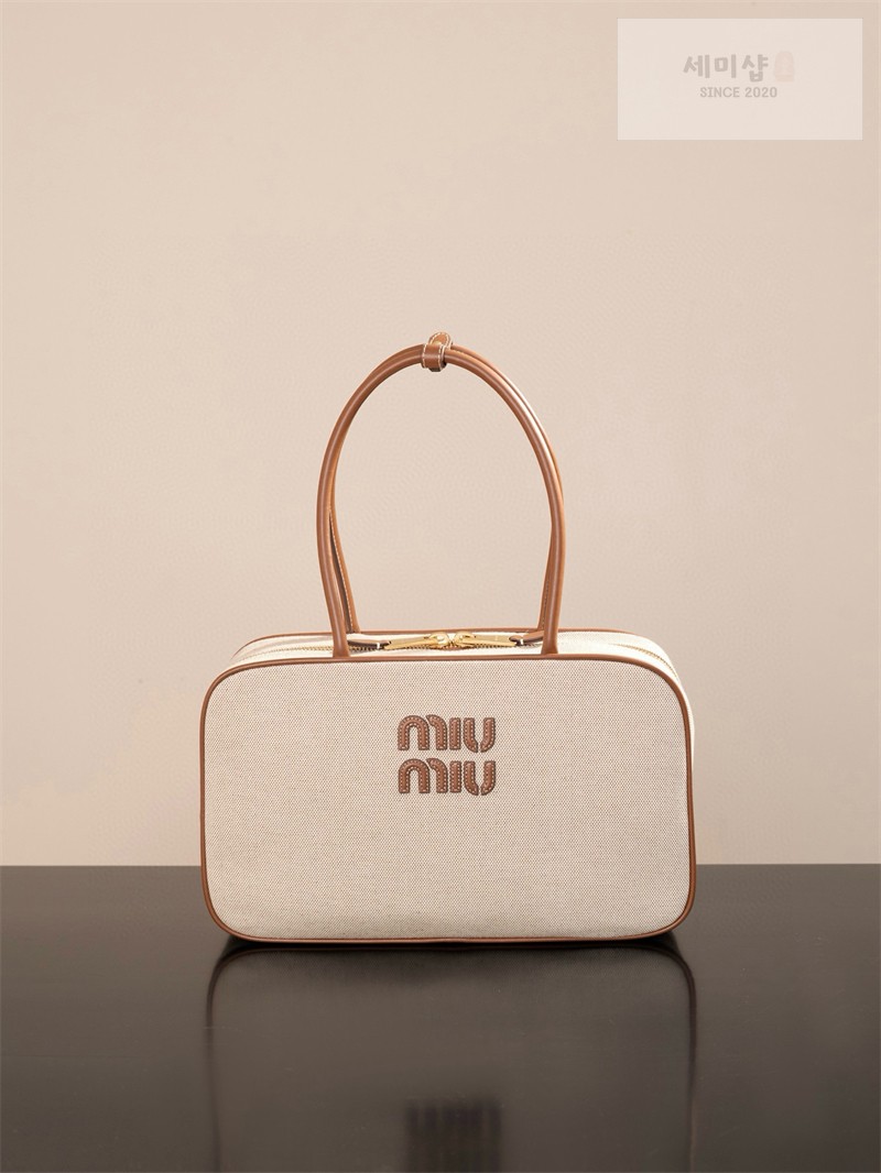 Miu Miu 미우미우 캔버스 레더 보 백 5BB163 캔버스 Bag 3번 이미지