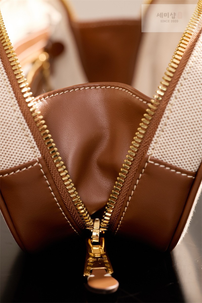 Miu Miu 미우미우 캔버스 레더 스몰 보 백 5BB173 캔버스 Bag 20번 이미지