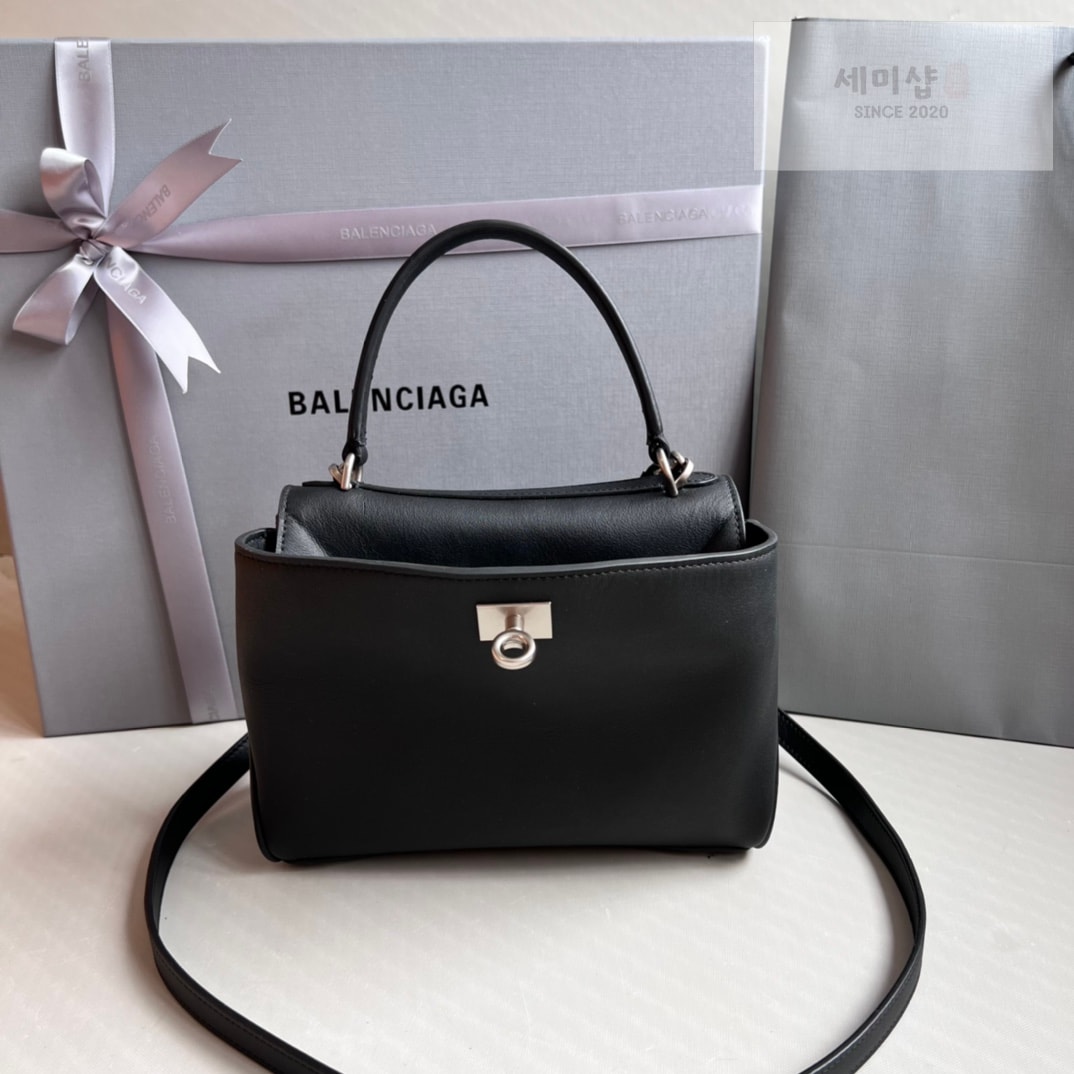 발렌시아가 발렌시아가 미니 로데오 블랙 Bag 8번 이미지