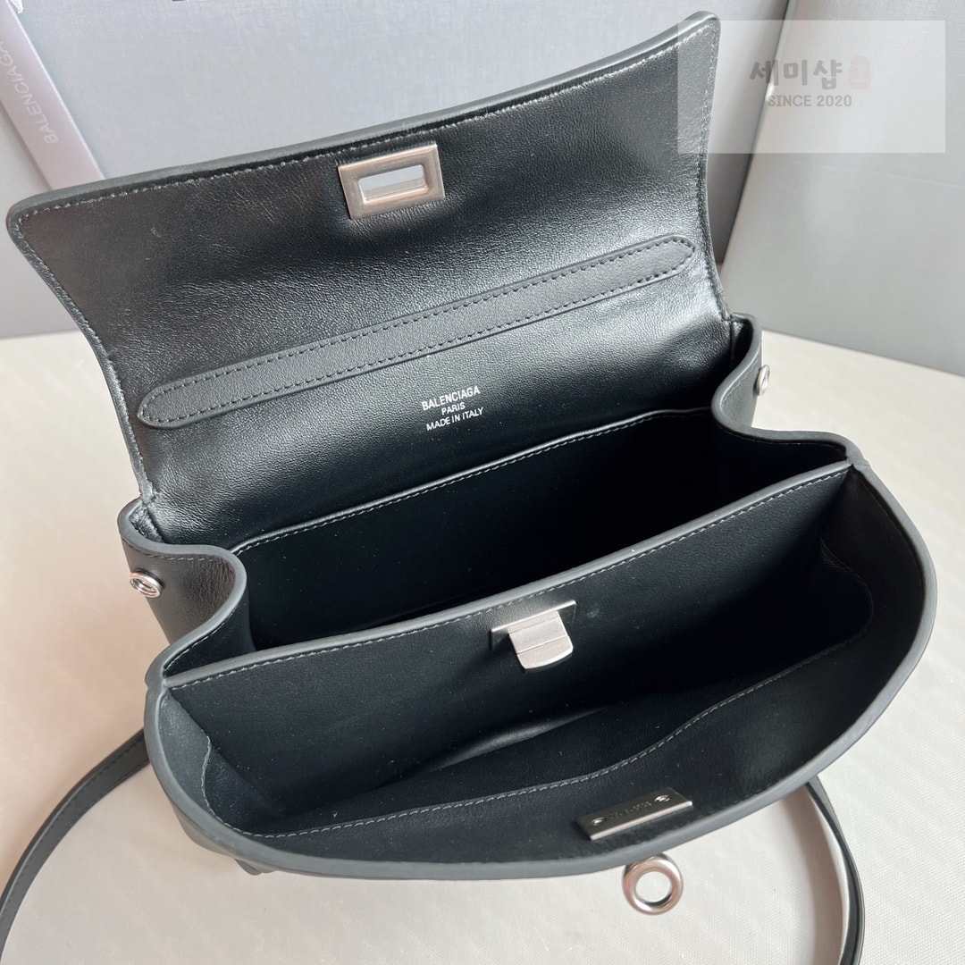 발렌시아가 발렌시아가 미니 로데오 블랙 Bag 3번 이미지