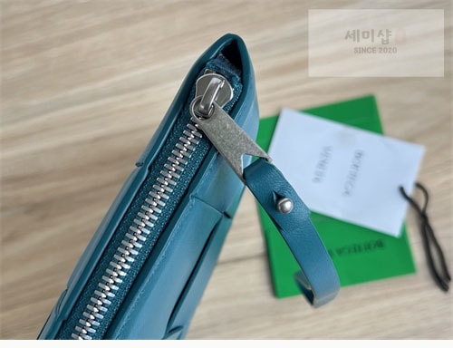 Bottega Veneta 보테가베네타 그레인 인트레치오 위빙 파우치 Bag 10번 이미지