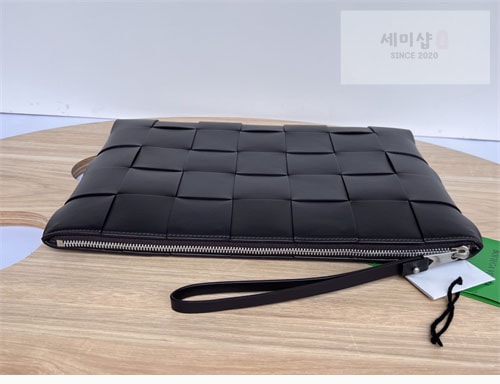 Bottega Veneta 보테가베네타 그레인 인트레치오 위빙 파우치 Bag 29번 이미지