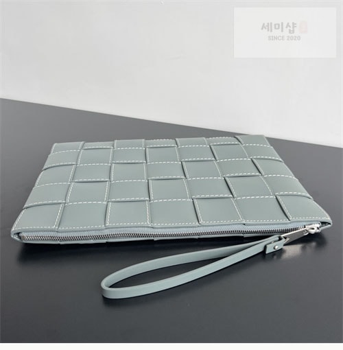 Bottega Veneta 보테가베네타 그레인 인트레치오 위빙 파우치 Bag 41번 이미지