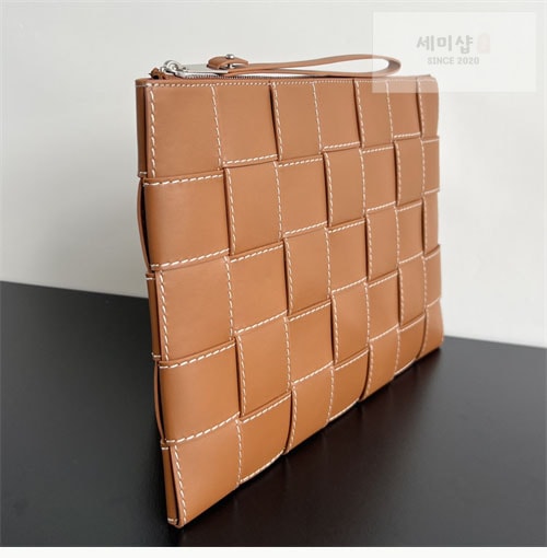 Bottega Veneta 보테가베네타 그레인 인트레치오 위빙 파우치 Bag 2번 이미지