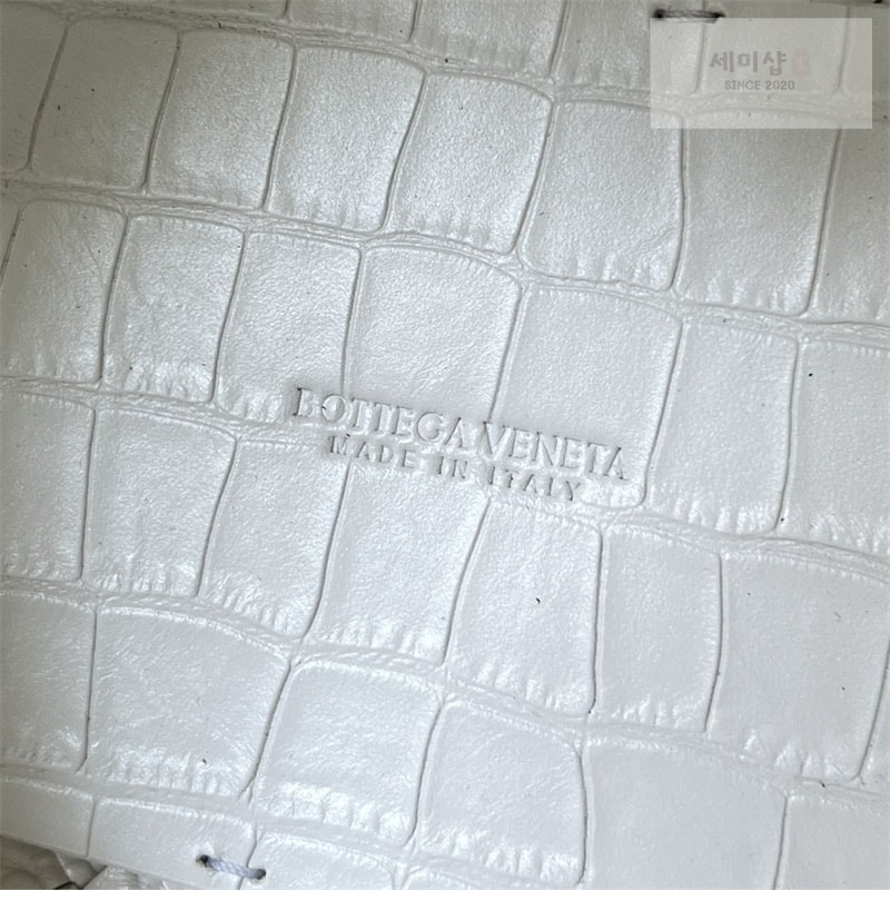 Bottega Veneta 보테가베네타 까바 미니백 717712 화이트 Bag 27번 이미지