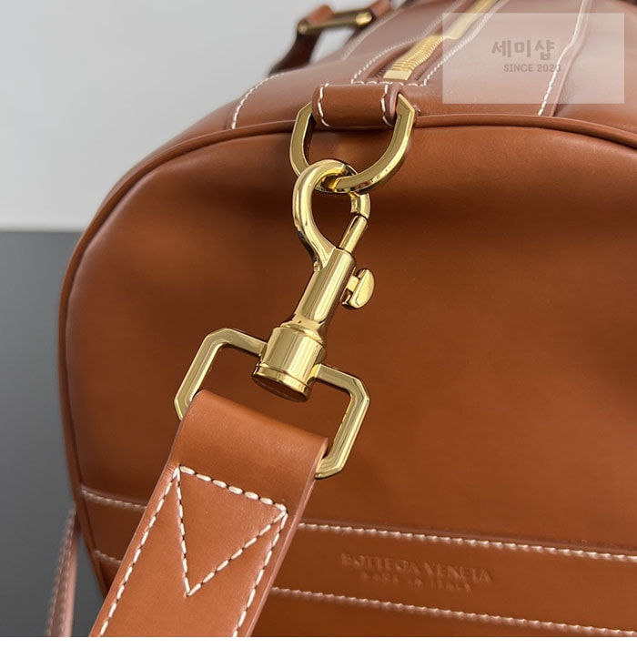 Bottega Veneta 보테가베네타 더플백 카멜 Bag 4번 이미지