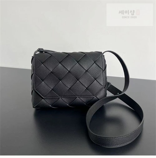 Bottega Veneta 보테가베네타 디아고 메신저백 795637 3컬러 Bag 24번 이미지