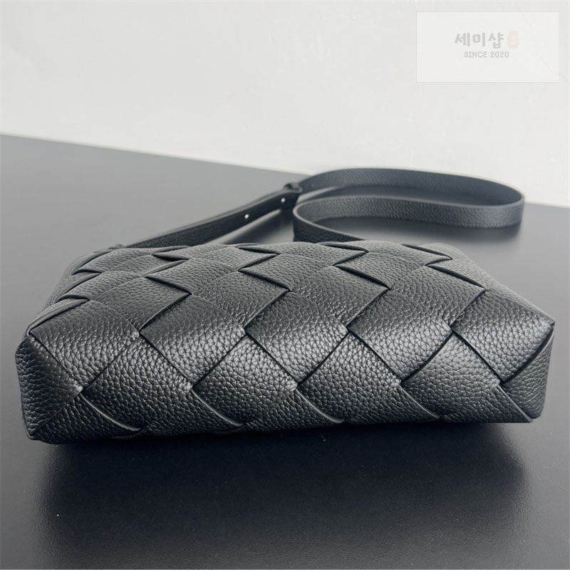 Bottega Veneta 보테가베네타 디아고 지퍼 메신저 백 837112 블랙 Bag 11번 이미지