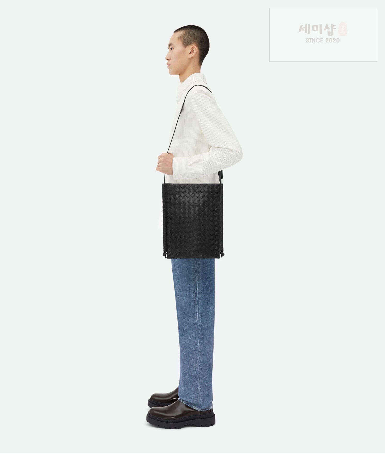 Bottega Veneta 보테가베네타 라지 플랫 루프 백“ 2 COLOR ” 블랙 Bag 7번 이미지