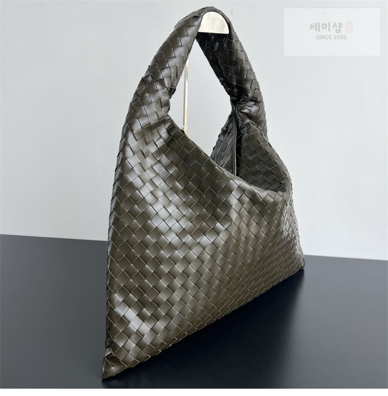 Bottega Veneta 보테가베네타 라지 홉 인트레치아토 숄더백 카키 Bag 7번 이미지