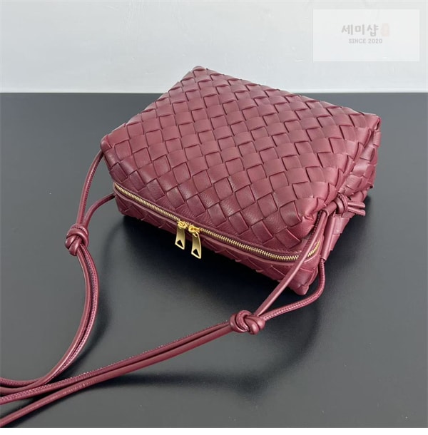 Bottega Veneta 보테가베네타 스몰 루프 카메라 백 버건디 Bag 6번 이미지
