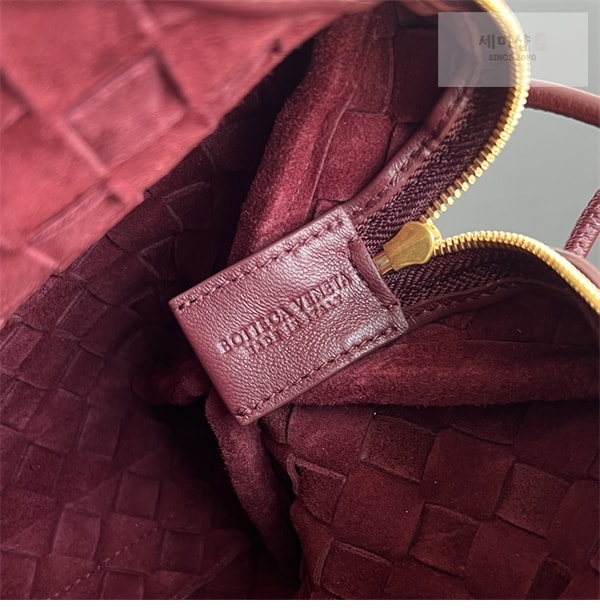 Bottega Veneta 보테가베네타 스몰 루프 카메라 백 버건디 Bag 10번 이미지