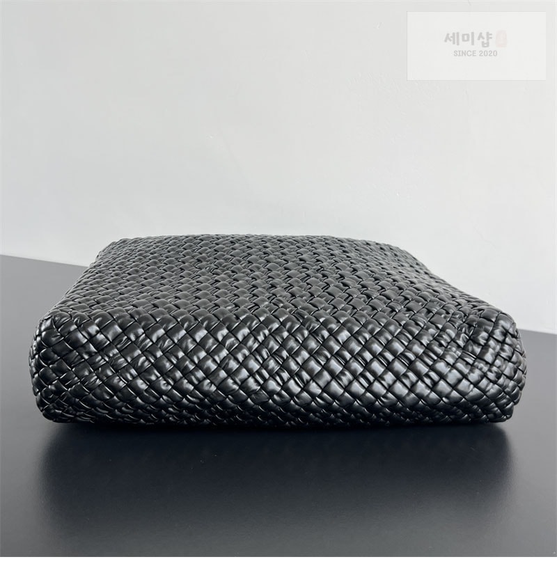 Bottega Veneta 보테가베네타 맥시 토스카 핸드백 “ 2 COLOR ” 블랙 Bag 6번 이미지