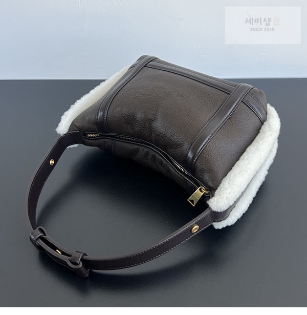 Bottega Veneta 보테가베네타 미니 윌리스 탑 핸들 백 폰단트 Bag 2번 이미지