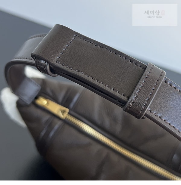 Bottega Veneta 보테가베네타 미니 윌리스 탑 핸들 백 폰단트 Bag 7번 이미지