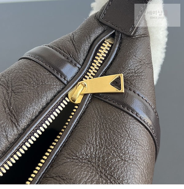 Bottega Veneta 보테가베네타 미니 윌리스 탑 핸들 백 폰단트 Bag 5번 이미지