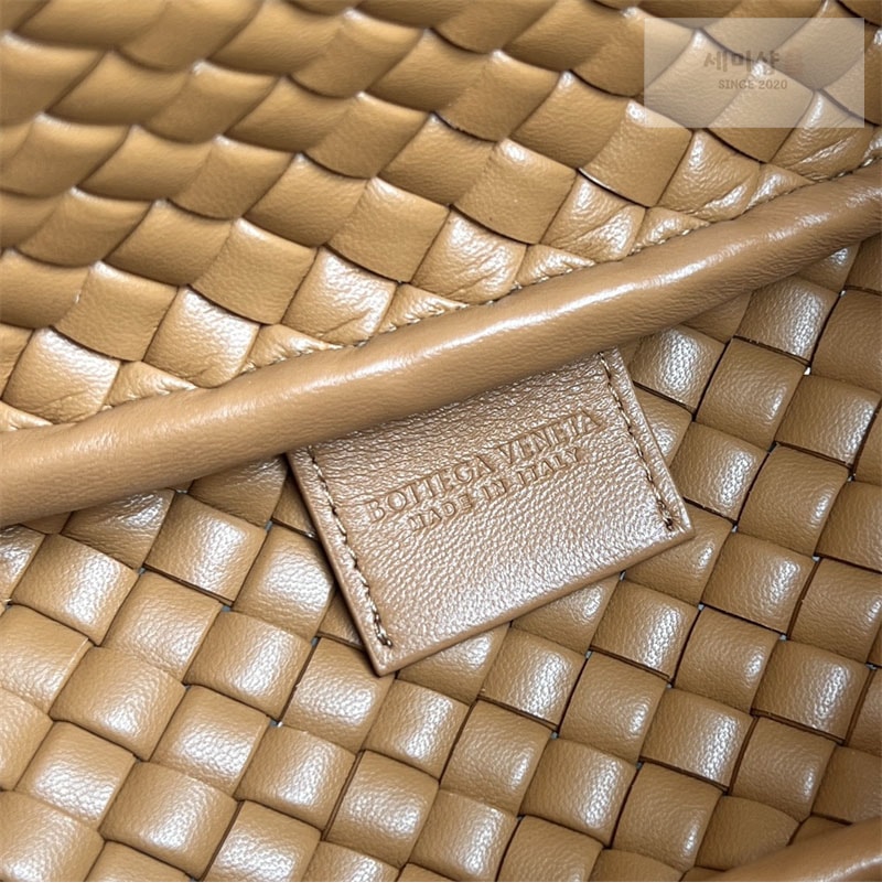 Bottega Veneta 보테가베네타 미니 코블 탑 핸들 백 “ 8 COLOR ” 앨지 Bag 22번 이미지