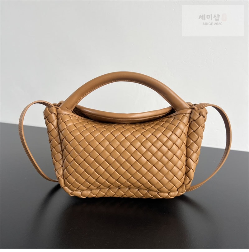 Bottega Veneta 보테가베네타 미니 코블 탑 핸들 백 “ 8 COLOR ” 앨지 Bag 17번 이미지