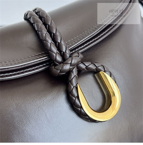 Bottega Veneta 보테가베네타 미듐 리베르타 백 “ 3 COLOR ” 블랙 Bag 6번 이미지