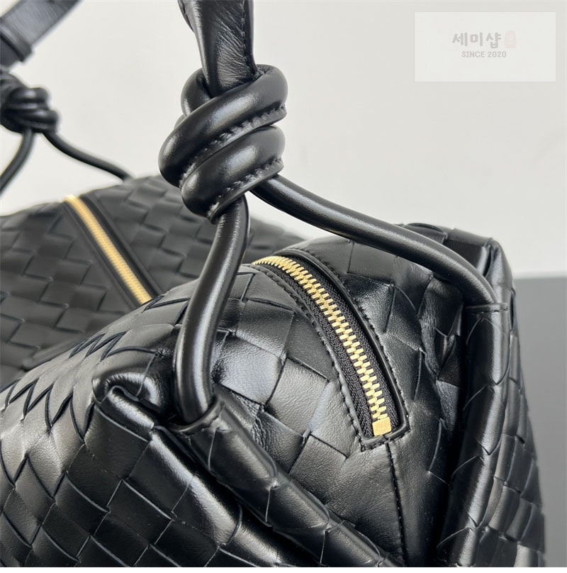 Bottega Veneta 보테가베네타 미디엄 루프 위켄더 “ 2 COLOR ” 다크 브라운 Bag 20번 이미지