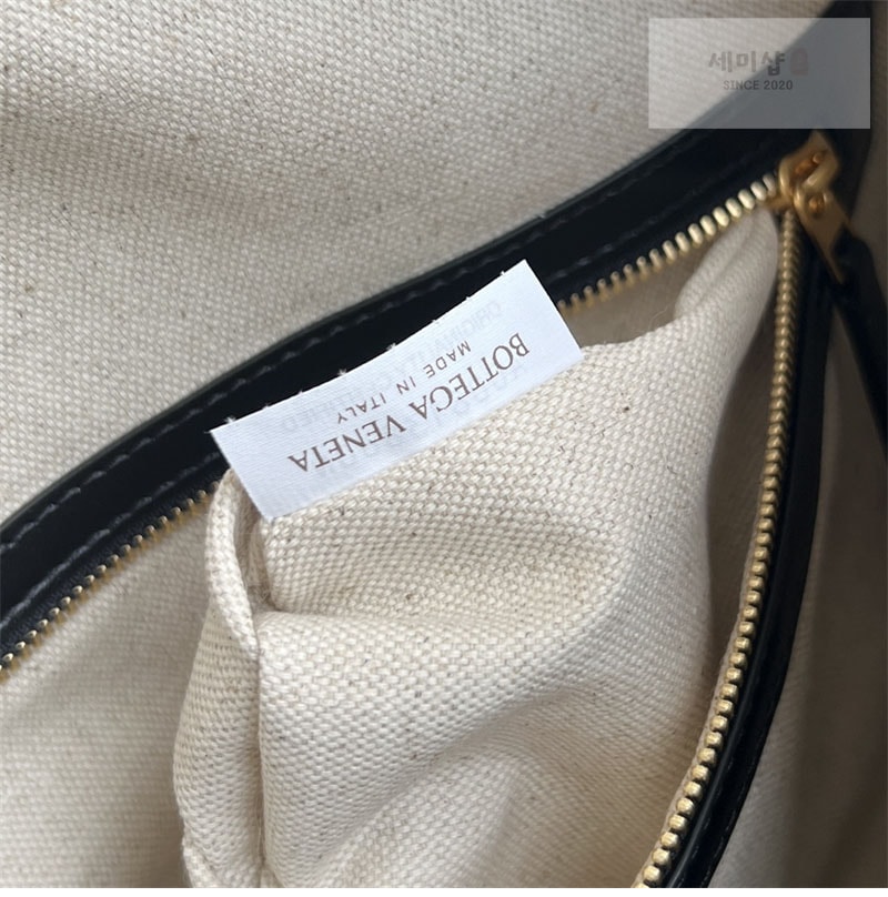 Bottega Veneta 보테가베네타 미디엄 루프 위켄더 “ 2 COLOR ” 다크 브라운 Bag 22번 이미지