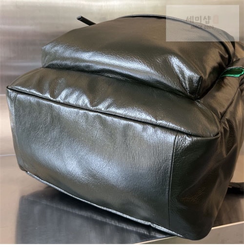 Bottega Veneta 보테가베네타 미디엄 아키타입 백팩 “ 4COLOR ” 다크브라운 Bag 20번 이미지