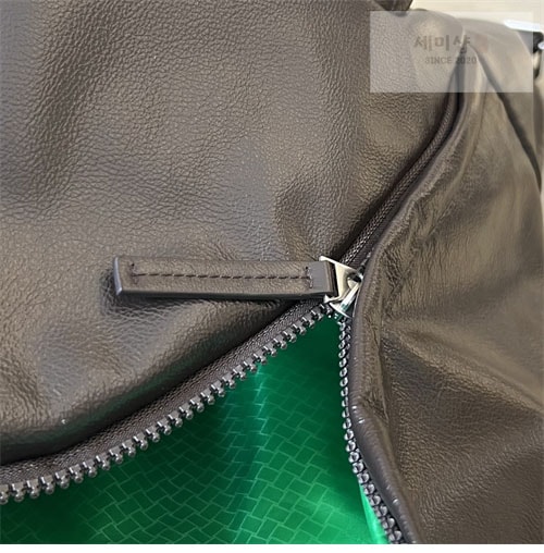Bottega Veneta 보테가베네타 미디엄 아키타입 백팩 “ 4COLOR ” 다크브라운 Bag 37번 이미지