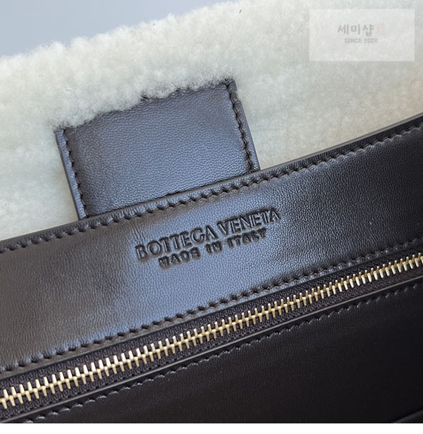 Bottega Veneta 보테가베네타 미디엄 안디아모 백 초콜렛 Bag 7번 이미지