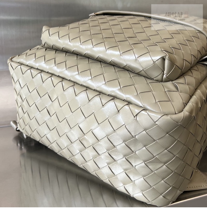Bottega Veneta 보테가베네타 미디엄 인트레치아토 백팩 “ 8COLOR ” 1# Bag 19번 이미지