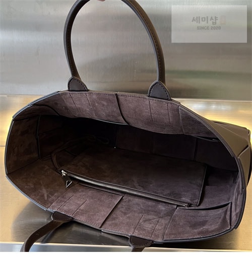Bottega Veneta 보테가베네타 미디엄 인트레치아토 아르코 토트 백 “ 11 COLOR ” 그레이 Bag 3번 이미지
