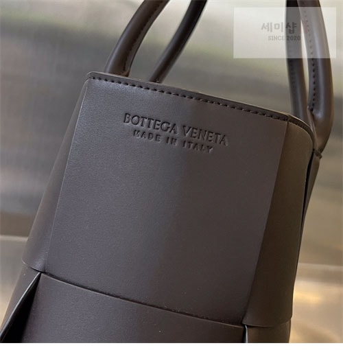 Bottega Veneta 보테가베네타 미디엄 인트레치아토 아르코 토트 백 “ 11 COLOR ” 그레이 Bag 18번 이미지