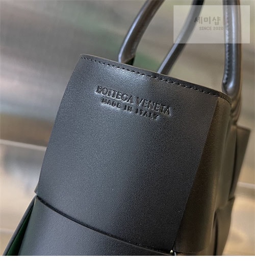 Bottega Veneta 보테가베네타 미디엄 인트레치아토 아르코 토트 백 “ 11 COLOR ” 그레이 Bag 30번 이미지